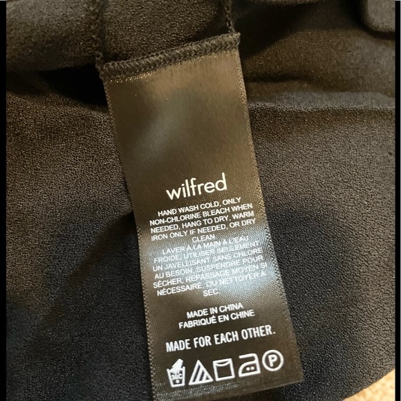Aritzia Wilfred Bellows dress - Picture 4 of 4